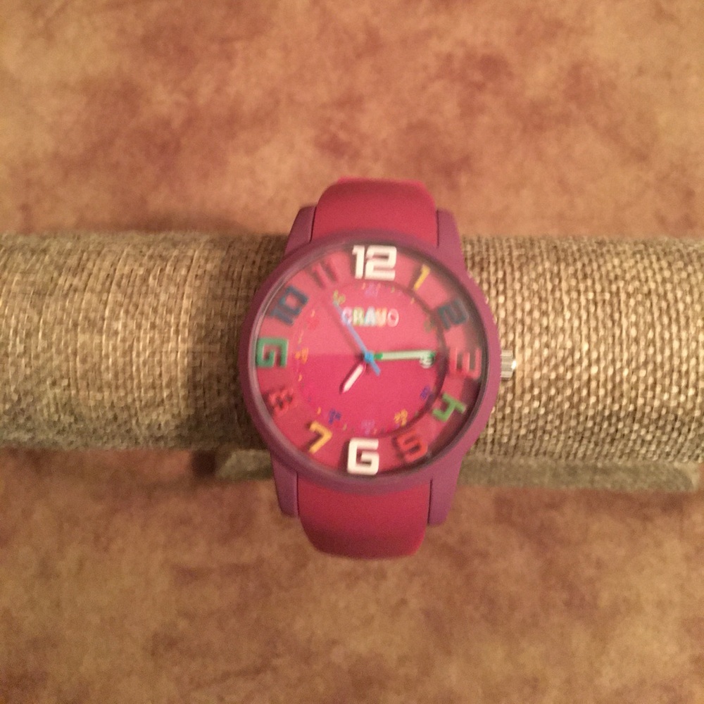 CRAYO FUCHSIA NWOT AUTHENTIC SOFT SILICONE COLORFUL DESIGN WATCH
